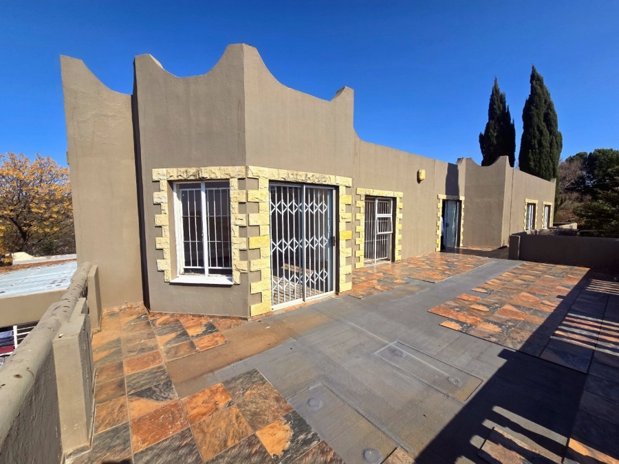 14 Bedroom Property for Sale in Rayton Free State